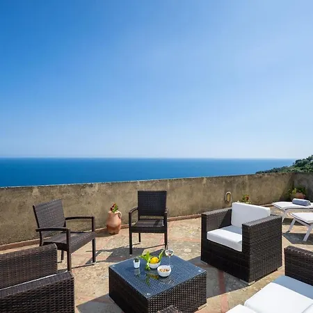 Pasitea 5br -pool Позитано